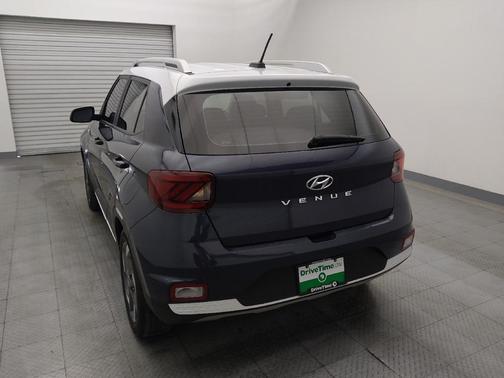 2024 Hyundai VENUE Limited