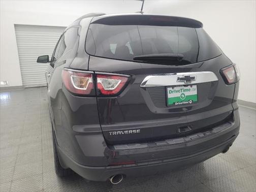 2017 Chevrolet Traverse 2LT