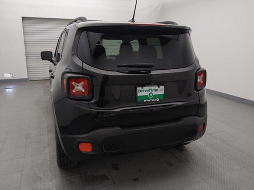 2016 Jeep Renegade Justice