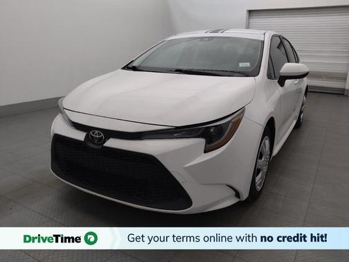 White 2022 Toyota Corolla LE