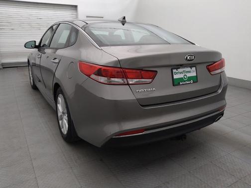 Titanium Silver 2018 Kia Optima LX