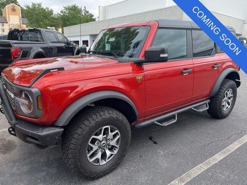 Hot Pepper Red Metallic Tinted Clearcoat 2024 Ford Bronco Badlands