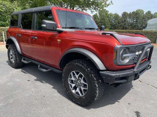 Hot Pepper Red Metallic Tinted Clearcoat 2024 Ford Bronco Badlands