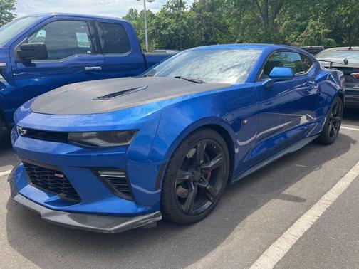 Hyper Blue Metallic 2017 Chevrolet Camaro 2SS