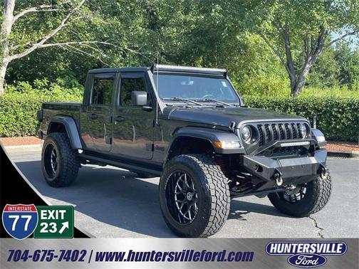 2023 Jeep Gladiator Sport S