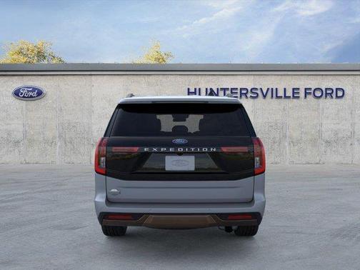 Glacier Gray Metallic Tri-Coat 2026 Ford Expedition King Ranch