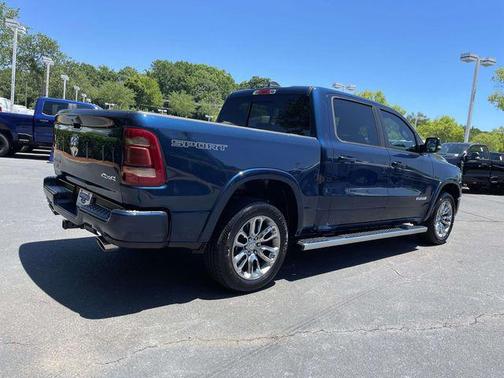 Patriot Blue Pearlcoat 2021 RAM 1500 Laramie