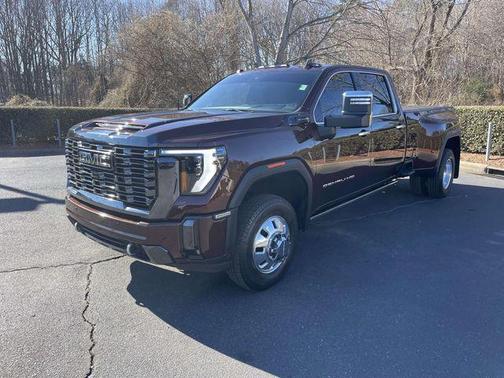 2024 GMC Sierra 3500 Denali