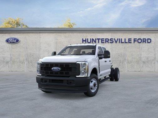 Oxford White 2026 Ford F-350 XL