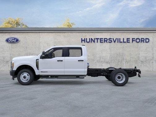 Oxford White 2026 Ford F-350 XL