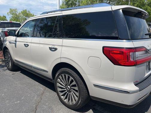 Ingot Silver Metallic 2019 Lincoln Navigator Reserve