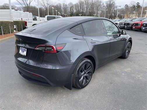 2025 Tesla Model Y Long Range Dual Motor Rear-Wheel Drive