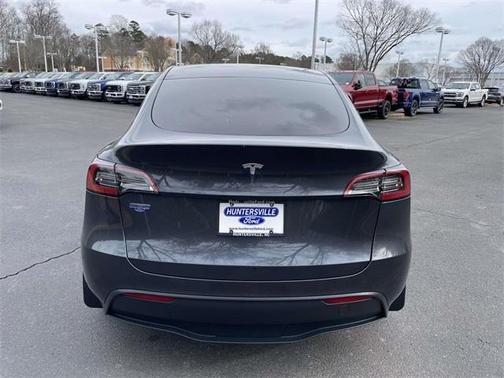 2025 Tesla Model Y Long Range Dual Motor Rear-Wheel Drive