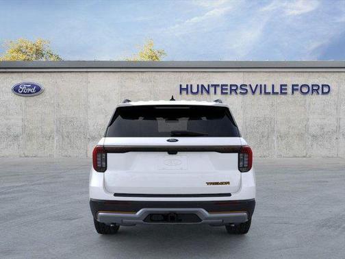 Star White Metallic Tri-Coat 2026 Ford Explorer Tremor