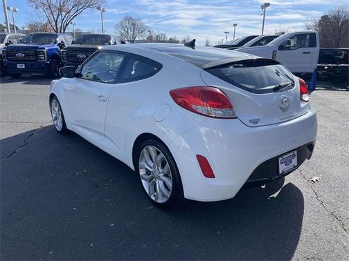 2015 Hyundai Veloster Base