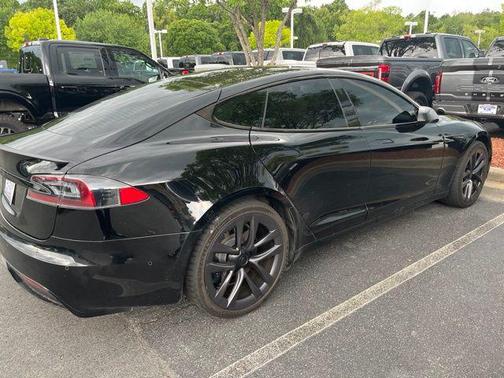 Black 2022 Tesla Model S Plaid
