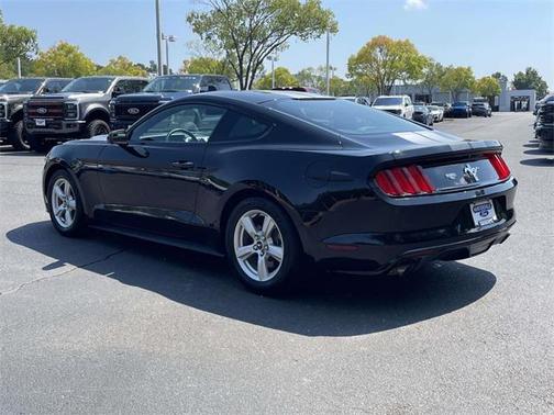 2017 Ford Mustang V6