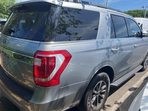 Iconic Silver Metallic 2021 Ford Expedition XLT