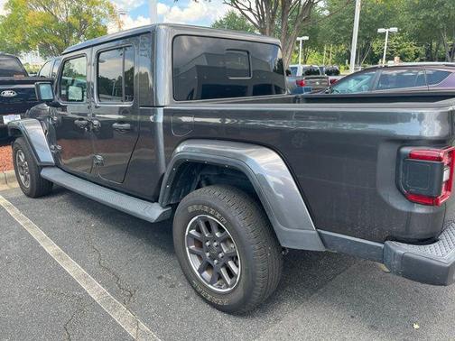 Granite Crystal Metallic Clearcoat 2022 Jeep Gladiator Overland