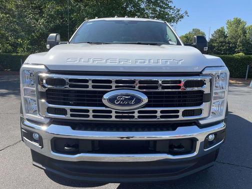 Oxford White 2026 Ford F-450 XL