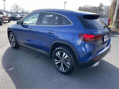 2025 Mercedes-Benz GLA 250 4MATIC