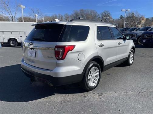 2016 Ford Explorer Base