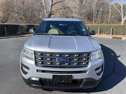 2016 Ford Explorer Base