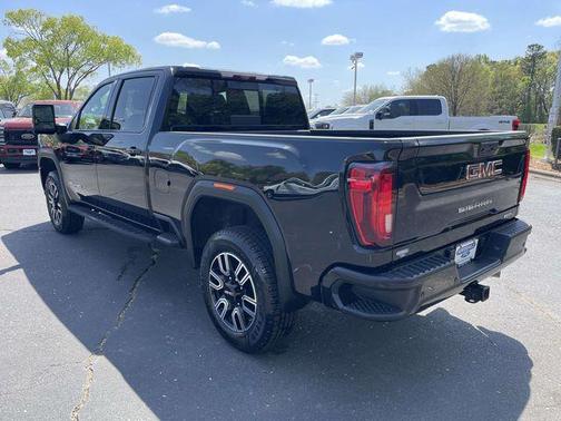 Onyx Black 2021 GMC Sierra 2500 AT4