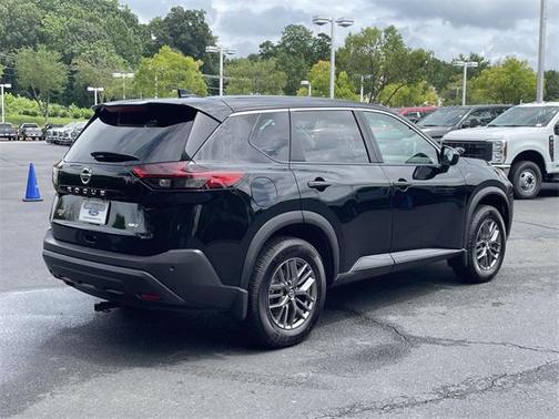 2021 Nissan Rogue S