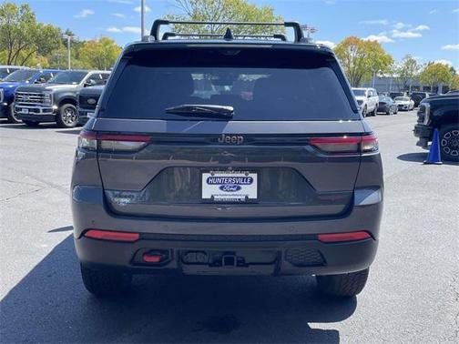2022 Jeep Grand Cherokee Trailhawk