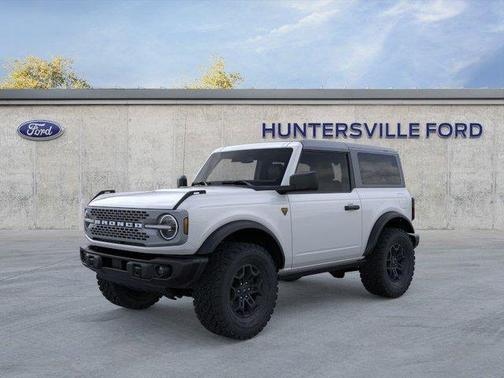 Oxford White 2026 Ford Bronco Badlands