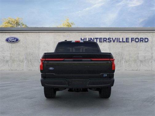 2025 Ford F-150 Lightning Platinum