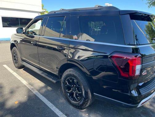 Agate Black Metallic 2022 Ford Expedition Timberline