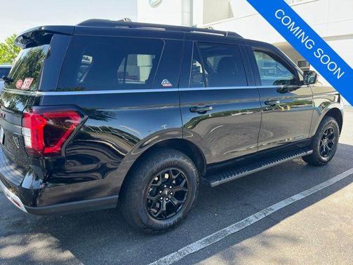Black Metallic 2022 Ford Expedition Timberline