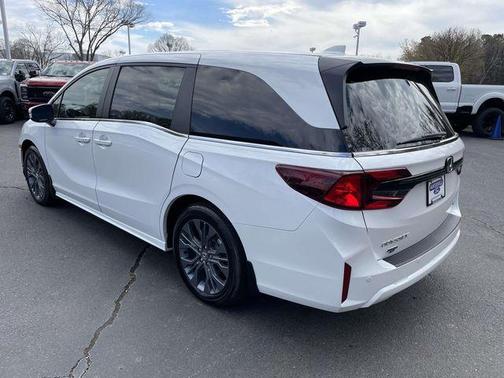 2025 Honda Odyssey Touring