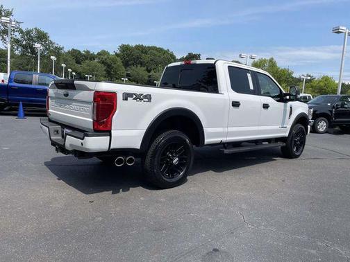 Oxford White 2022 Ford F-250 XLT