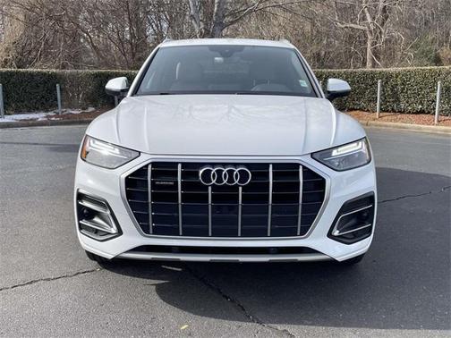 2024 Audi Q5 40 Premium