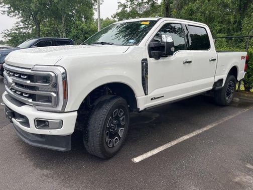 Star White Metallic Tri-Coat 2024 Ford F-350 Platinum