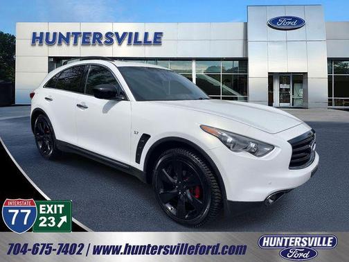 2016 INFINITI QX70 Base