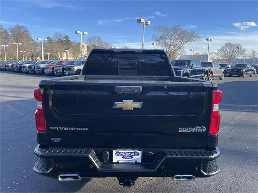 2022 Chevrolet Silverado 1500 High Country