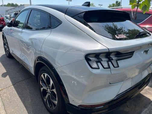 Space White Metallic 2023 Ford Mustang Mach-E Premium