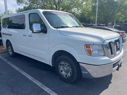 2013 Nissan NV Passenger NV3500 HD S V8