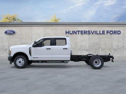 Oxford White 2026 Ford F-350 XL