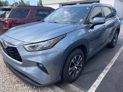 2020 Toyota Highlander XLE