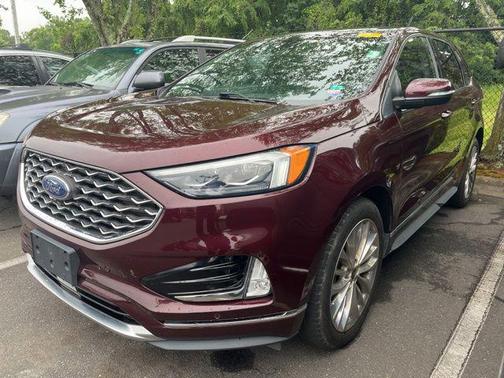 Burgundy Velvet Metallic Tinted Clearcoat 2020 Ford Edge Titanium