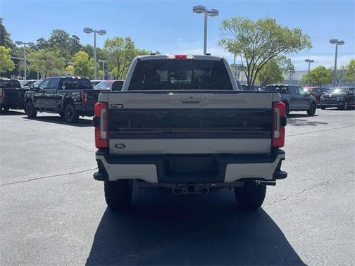2025 Ford F-250 Platinum