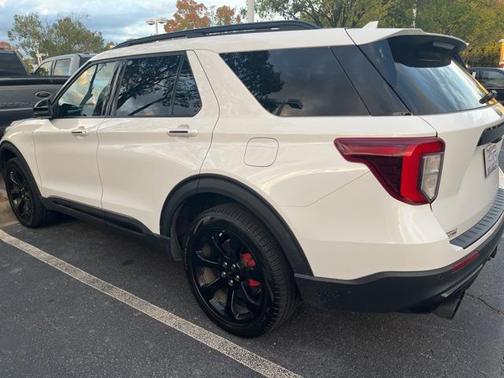 2024 Ford Explorer ST