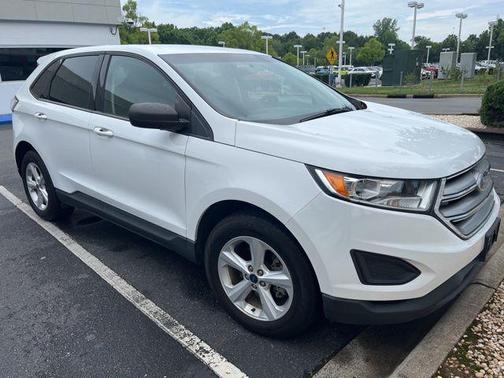 Oxford White 2018 Ford Edge SE
