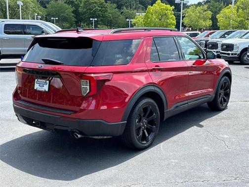 2023 Ford Explorer ST-Line