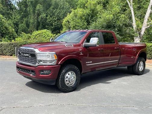 2024 RAM 3500 Limited Crew Cab 4x4 8' Box